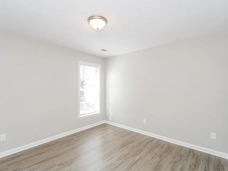 191 Regent Pl — Photo 18