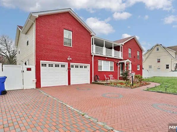 294 Coolidge Ave, Englewood, NJ 07631