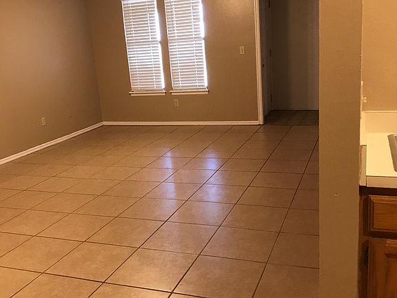 3rd image of 1310 Clearwater Dr