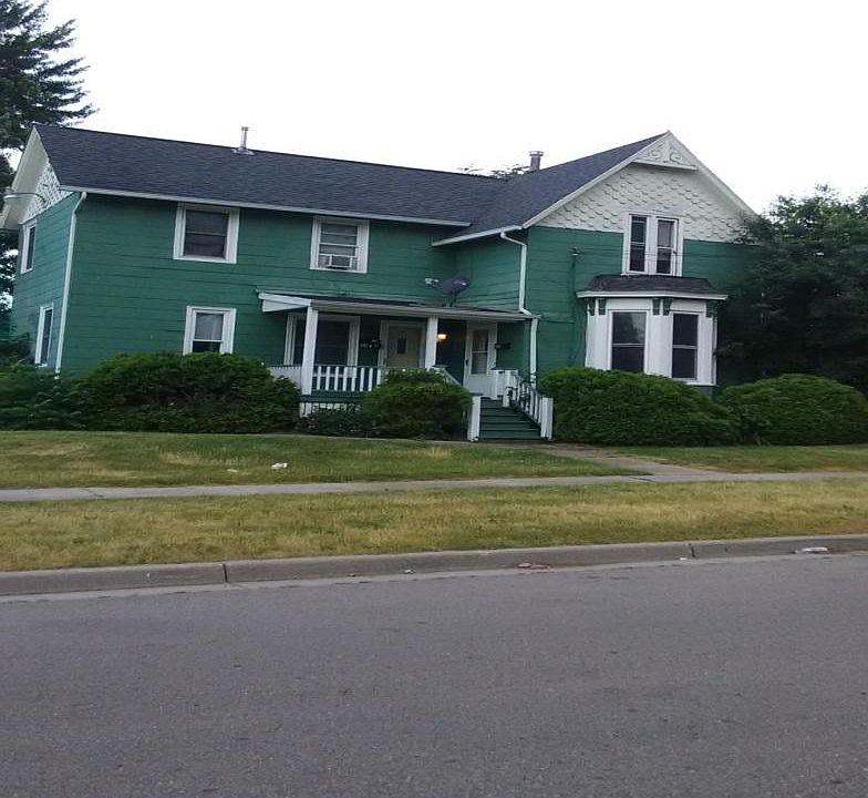 1st image of 54 Poplar St APT B