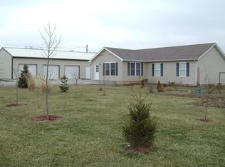 4092 S Eastern School Rd, Pekin, IN 47165