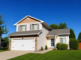 6128 NW 50th St, Johnston, IA 50131