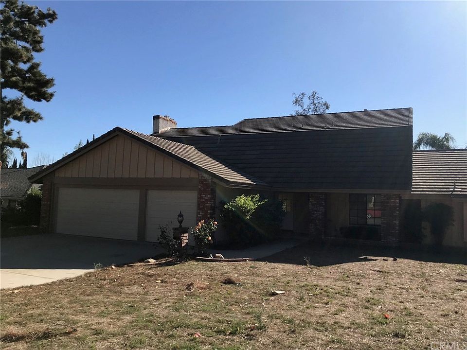 1st image of 8563 Beechwood Dr