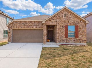 8922 VICTORIA LK, San Antonio, TX 78224