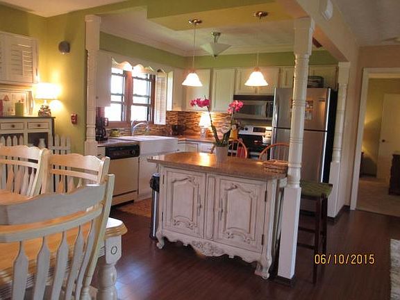 4th image of 930 Manor Dr APT 57