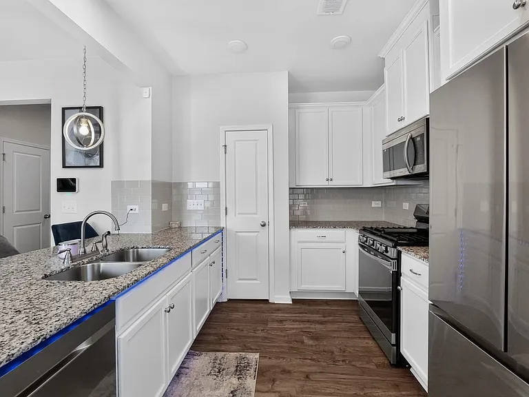 3745 Yorkshire Pl — Photo 11