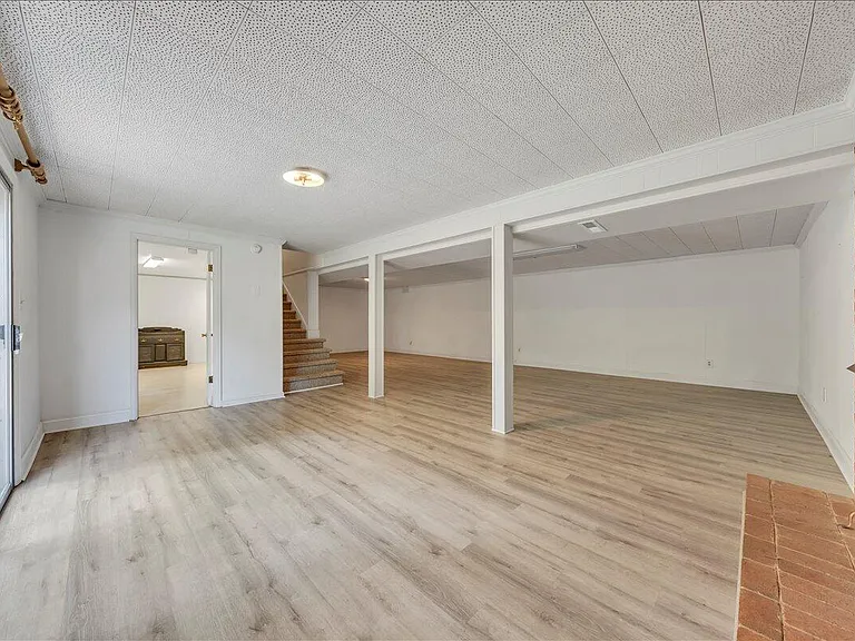 1814 Pelham Dr — Photo 31