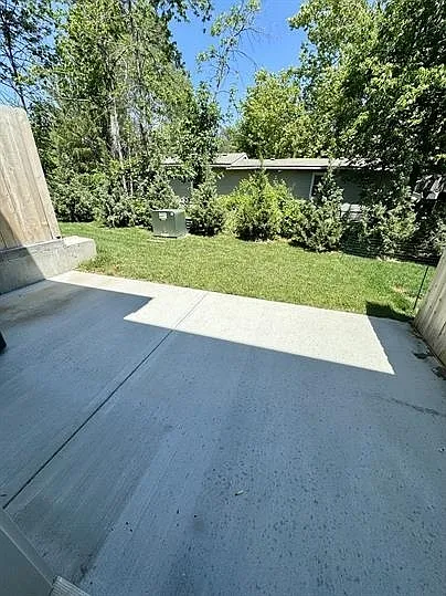 8679 Golden Ln — Photo 4