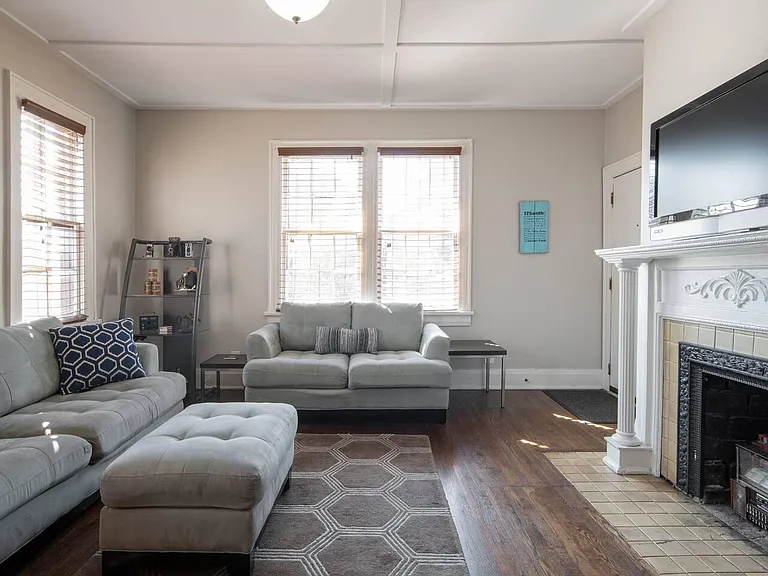 1106 Kirkwood Ave #C — Photo 2