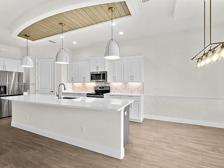 3 Rio Vista Dr — Photo 38