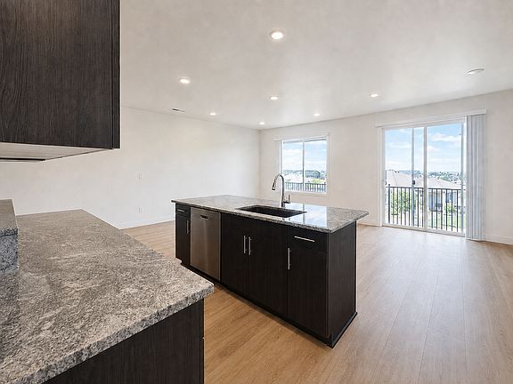 4th image of 5882 W 40th Ct