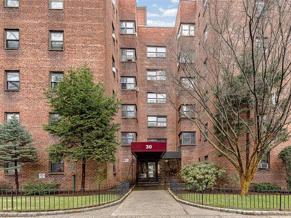 30 Fleetwood Avenue #2E, Mount Vernon, NY 10552