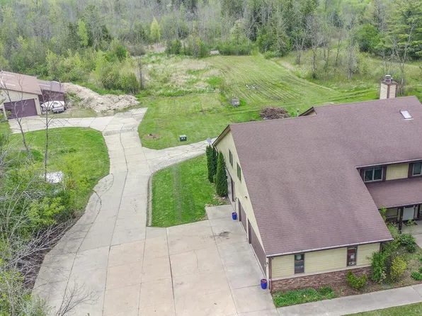 N124W13900 Lovers LANE, Germantown, WI 53022