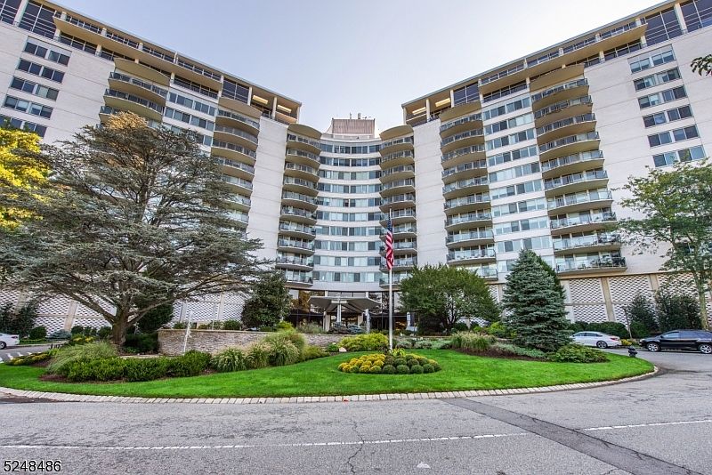 1 Claridge Dr UNIT 513, Verona, NJ 07044 Zillow