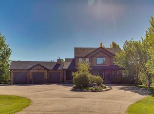 18 W Deer Springs Close, Rocky View County, AB T3Z3E1