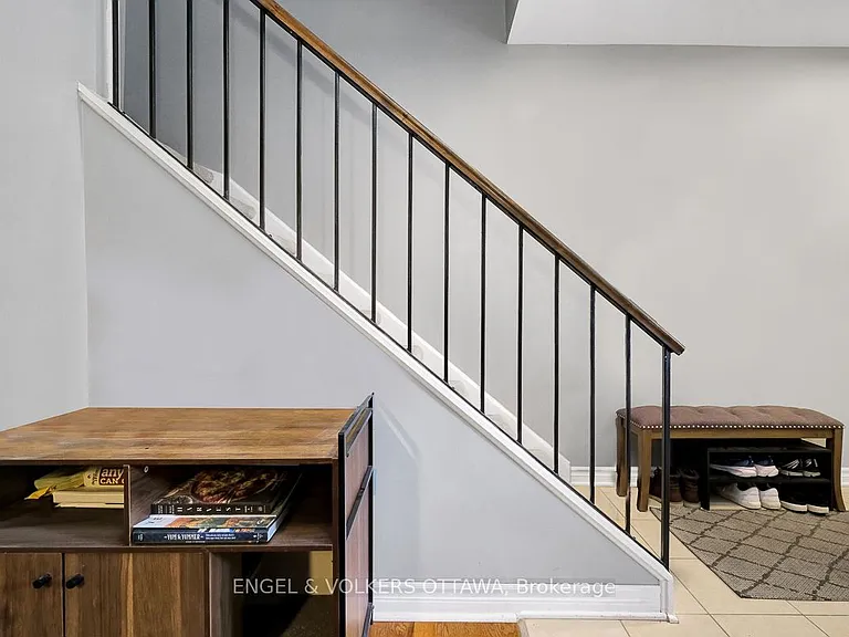 76 McDermot Ct #22 — Photo 4