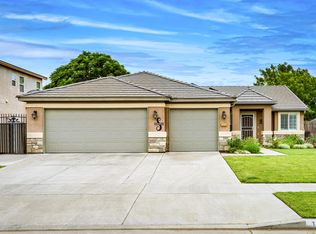 1377 Semillon St, Hanford, CA 93230