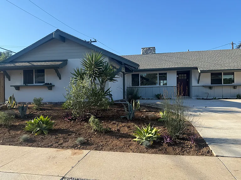 417 W Columbia Rd — Photo 15