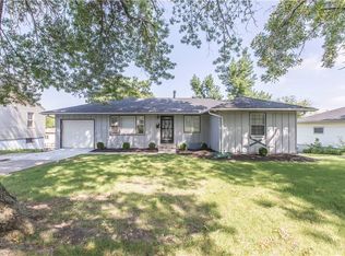 5218 Spruce Ave, Kansas City, MO 64130