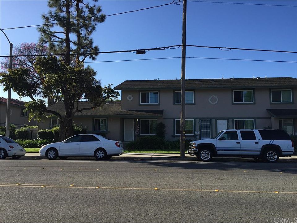 2nd image of 4702 Heil Ave