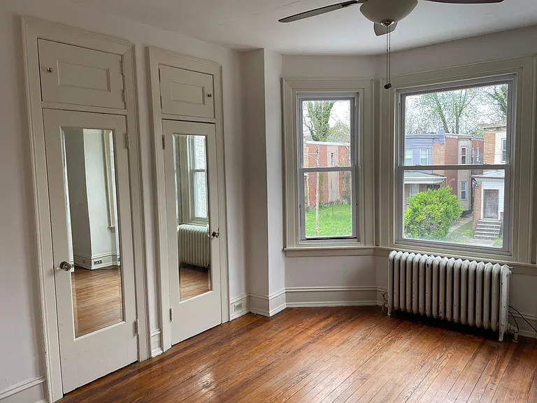 5853 Ashland Ave — Photo 5
