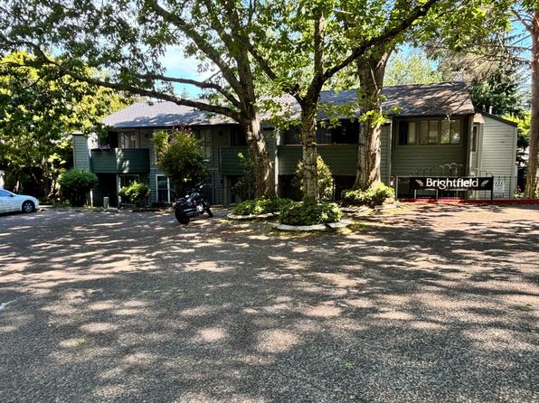 8835 SW Brightfield Cir