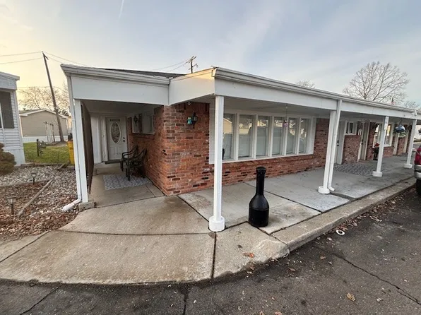 26235 W Warren St #79, Dearborn Heights, MI 48127