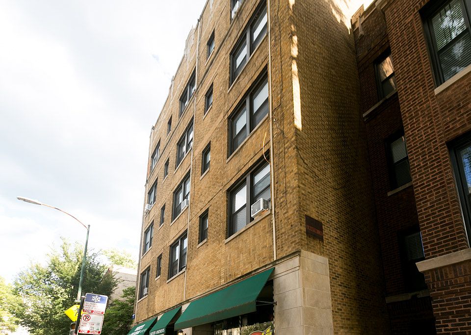 1st image of 711 W Belmont Ave APT 404