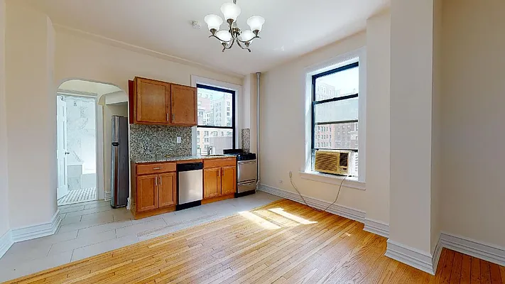 Rented by Bond New York | media 13