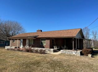 1197 E Tracy Grove Rd, Flat Rock, NC 28731