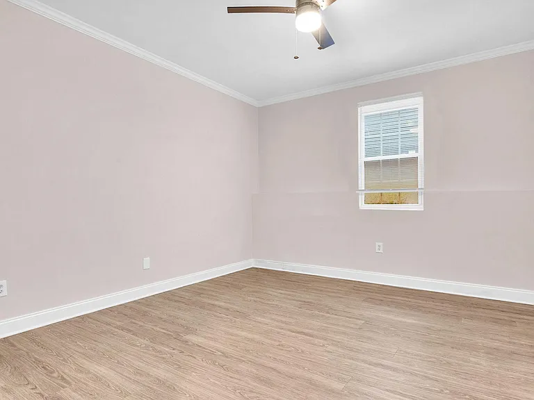1046 Tilden St NW #C — Photo 19