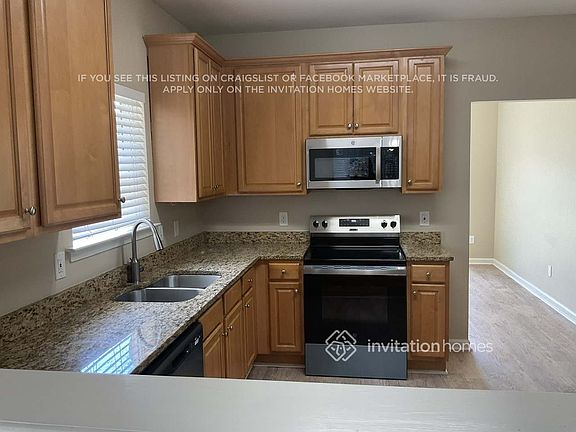 5th image of 4317 Ben Hill Rd