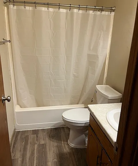 123 S Rum River Dr #E — Photo 12