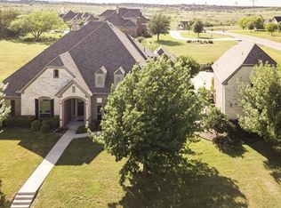 9817 Harbour View Ln, Fort Worth, TX 76179