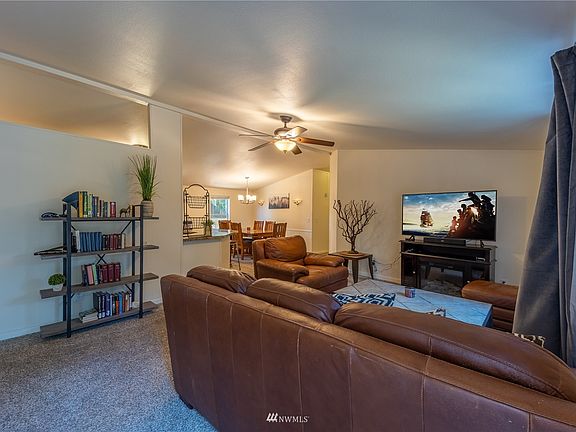 4th image of 8515 192nd Street Ct S