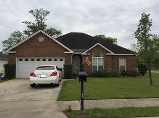 100 Newport Is, Centerville, GA 31028