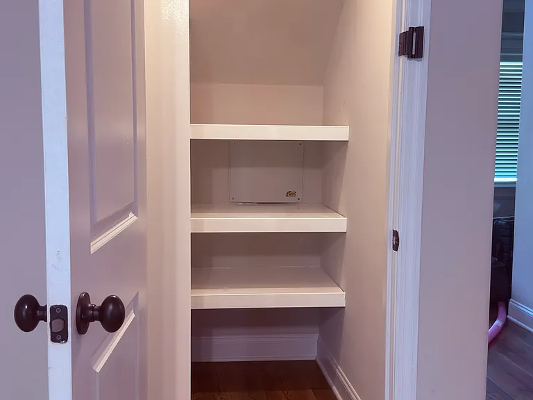 4050 Stowe Dr — Photo 10