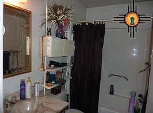 1225 Pinon Dr, Grants, NM 87020