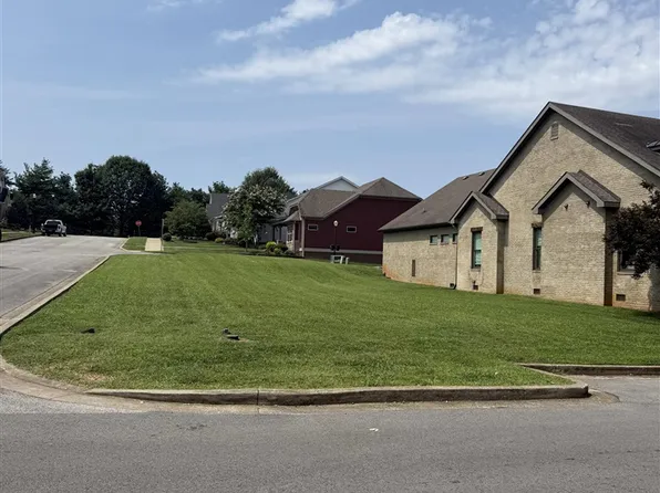 335 Traditions Blvd, Bowling Green, KY 42103