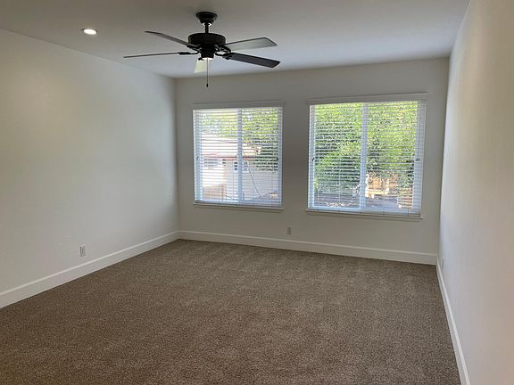 3rd image of 1624 Ontario Dr