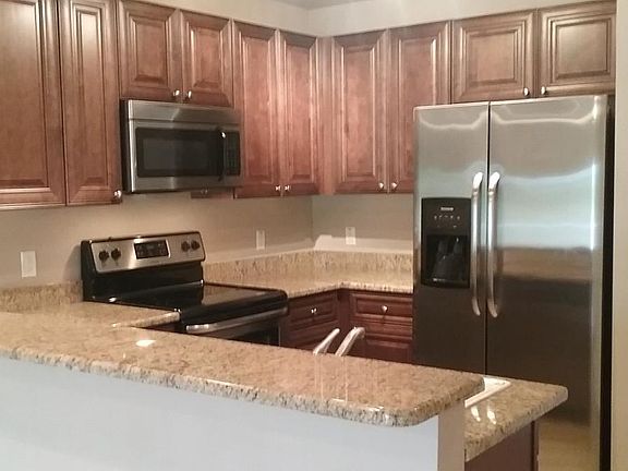 STAINLESS STEEL KITCHEN
