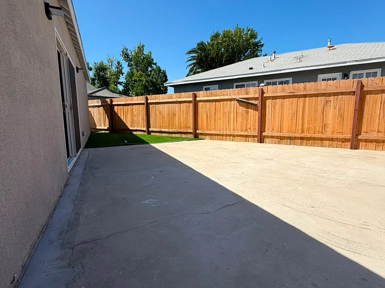 7140 Lurline Ave — Photo 2