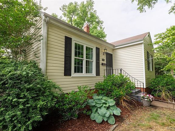 2nd image of 802 W 46th St