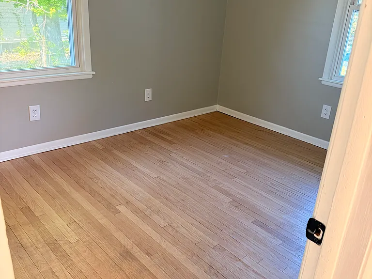 61 Cherry Ave — Photo 7