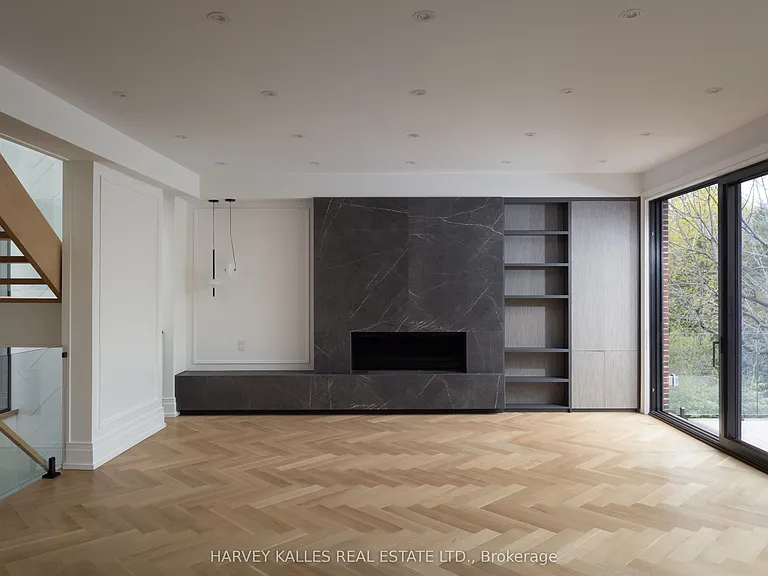 217 Richview Ave — Photo 4