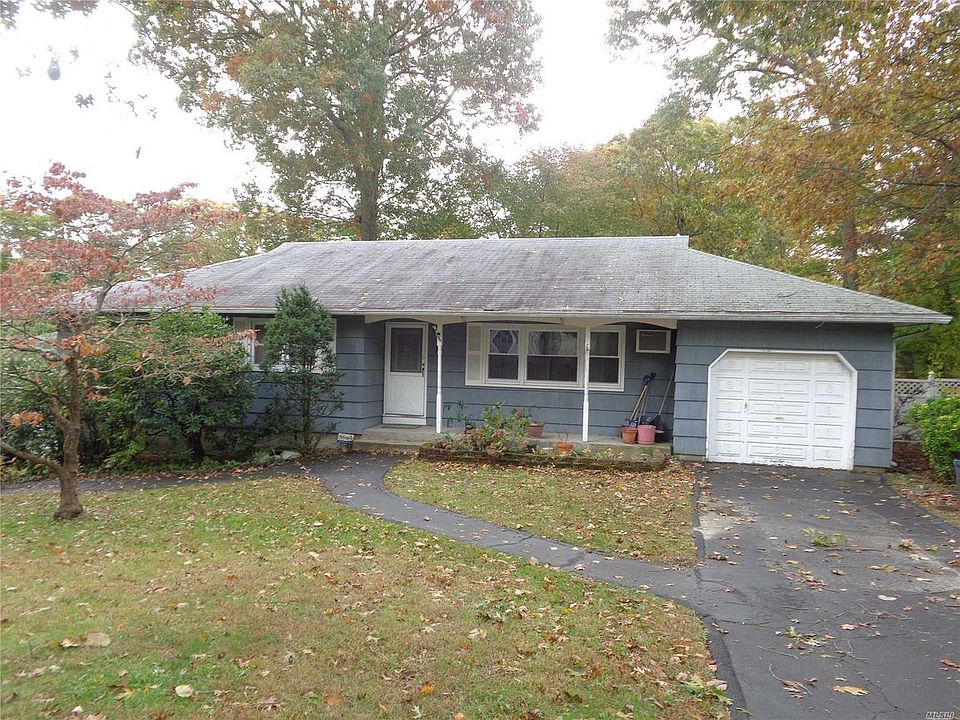 1st image of 8 Laurelton Ave