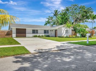 14851 SW 71st St, Miami, FL 33193