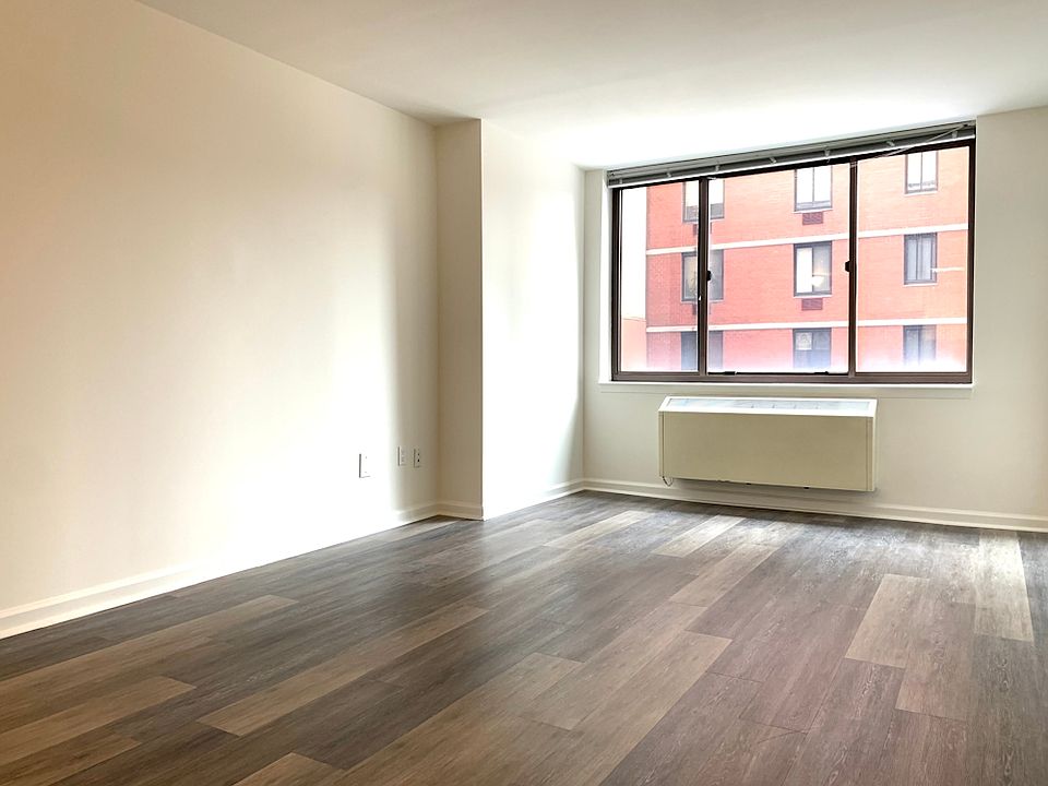 1st image of 520 W 43rd St #Q4