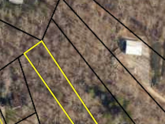3rd image of 815 Parrott Dr