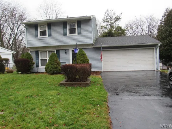 33 Lynaugh Rd, Victor, NY 14564